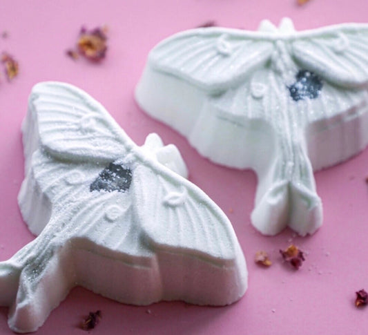 Luna Moth Crystal Bath Bomb